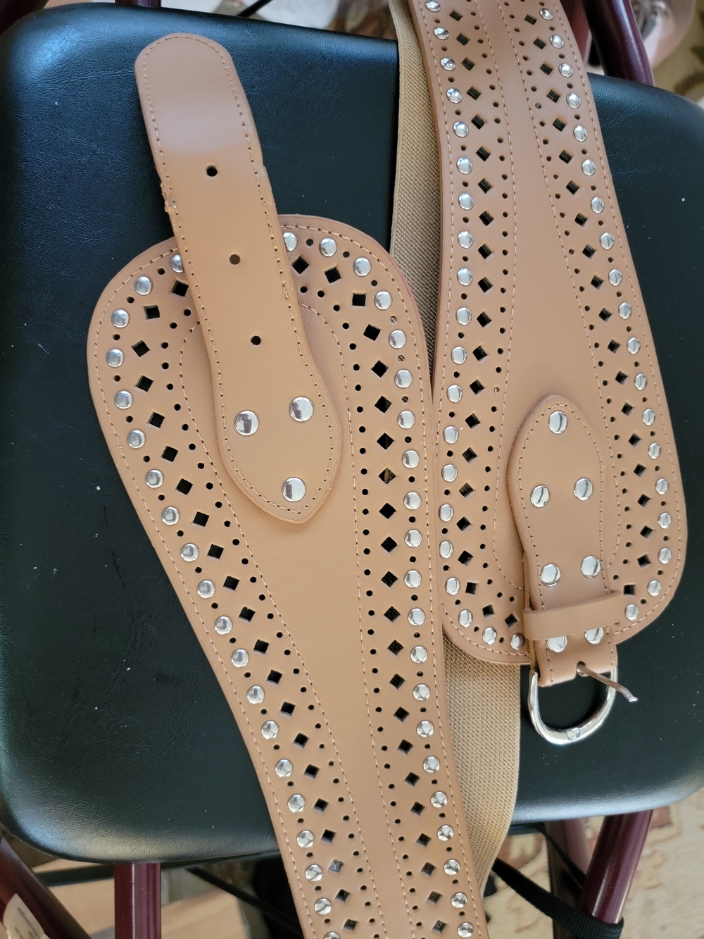 NEW NWOT Torrid Tan Studded Womens  Waist Belt Sz 3 (22/24)